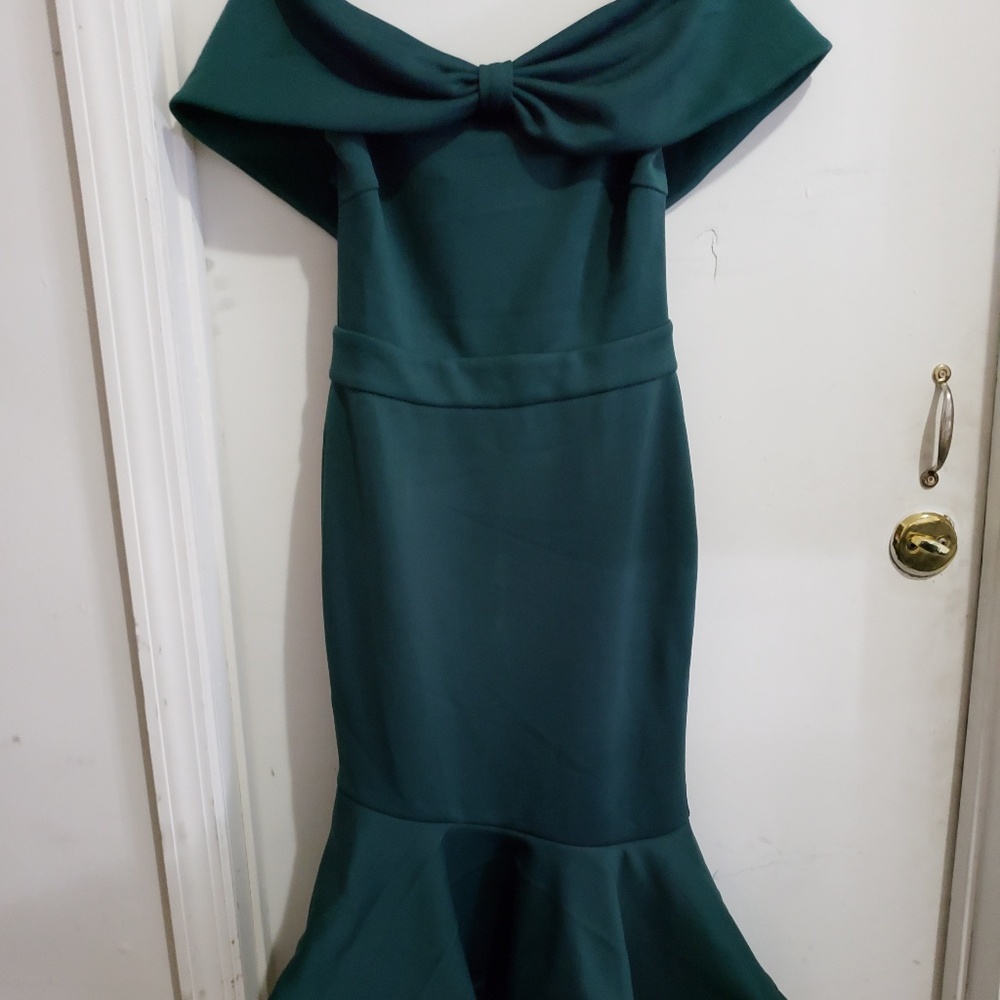 NWT Green mermaid dress-off shoulder